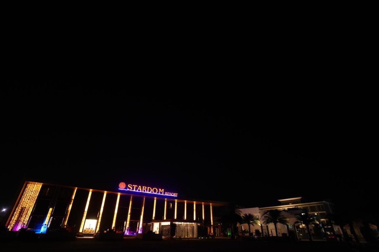 Stardom Resort Jaipur Buitenkant foto