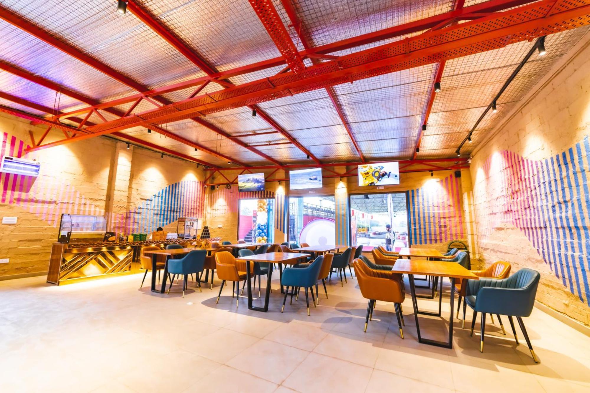Stardom Resort Jaipur Buitenkant foto